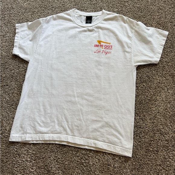 In-N-Out Las Vegas t-shirt - Picture 3 of 5